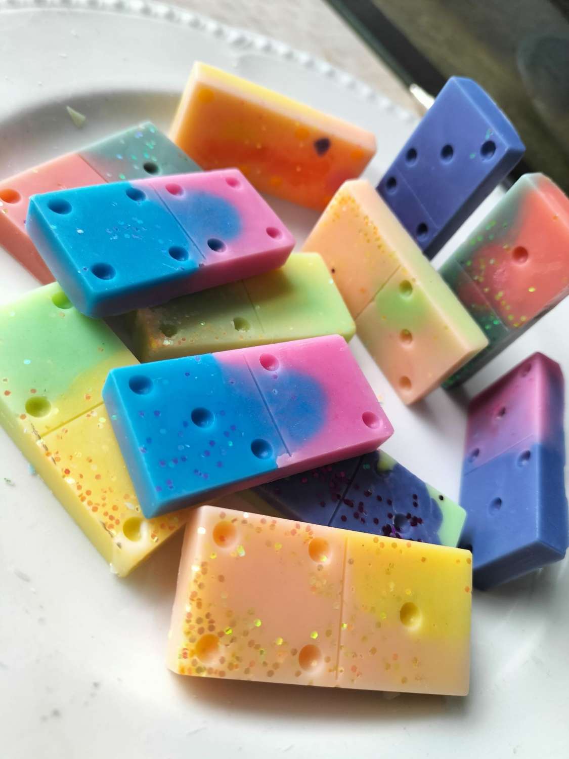 Domino Wax Melts (Food/Drink/Fruit Range) Domino Wax Melts (Food/Drink/Fruit Range)