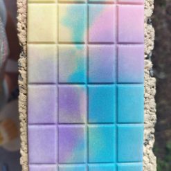 Giant Snapbar (Laundry Collection)