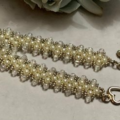 Cream & Glass Bracelet
