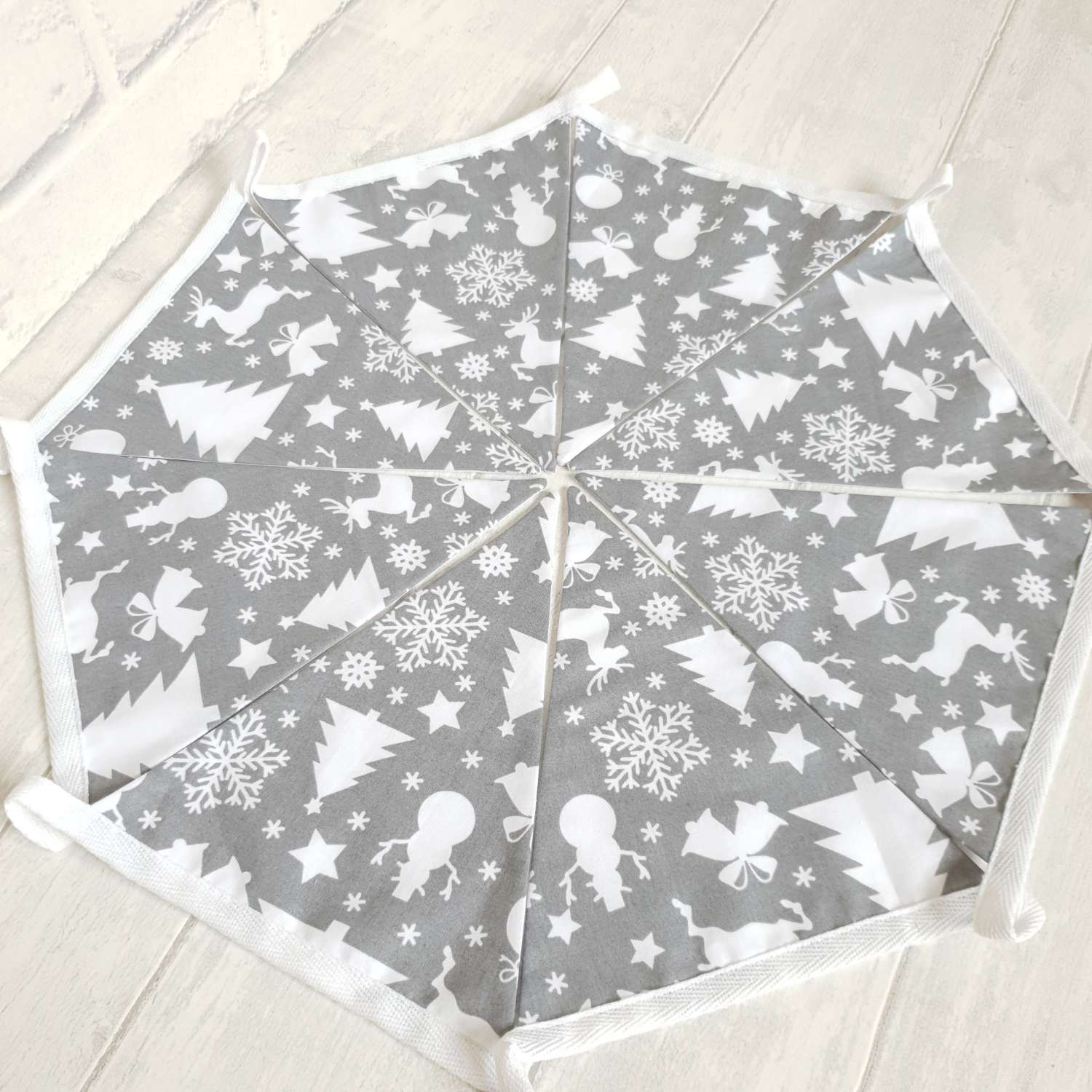 Christmas Bunting, Scandi Bunting, Christmas Garland, Xmas Bunting, Festive Decor, Christmas Tree, Snowman, Reindeer, Baubles, Snowflakes Christmas Bunting, Scandi Bunting, Christmas Garland, Xmas Bunting, Festive Decor, Christmas Tree, Snowman, Reindeer, Baubles, Snowflakes