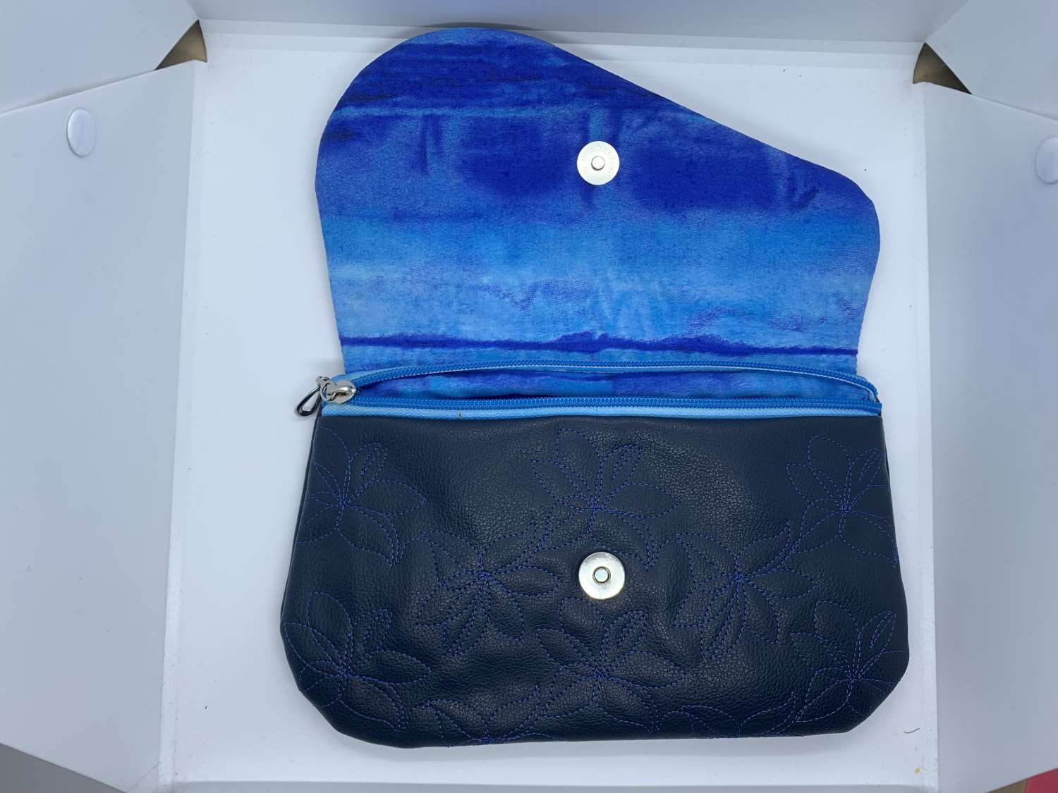 Clutch bag Clutch bag