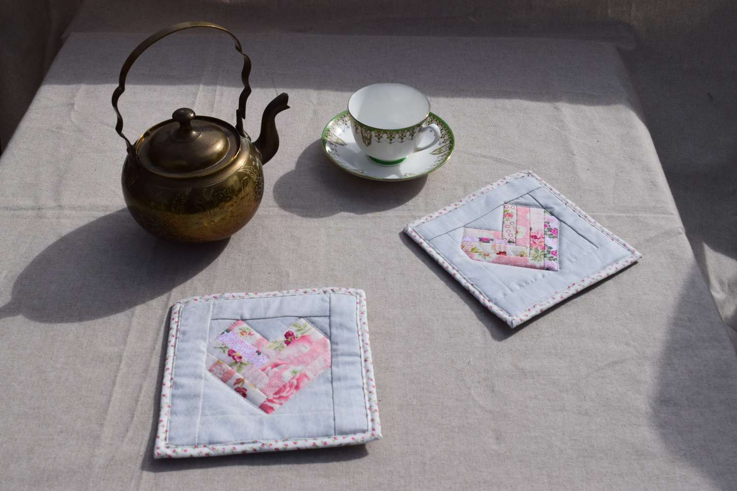 Heart mug rugs Heart mug rugs