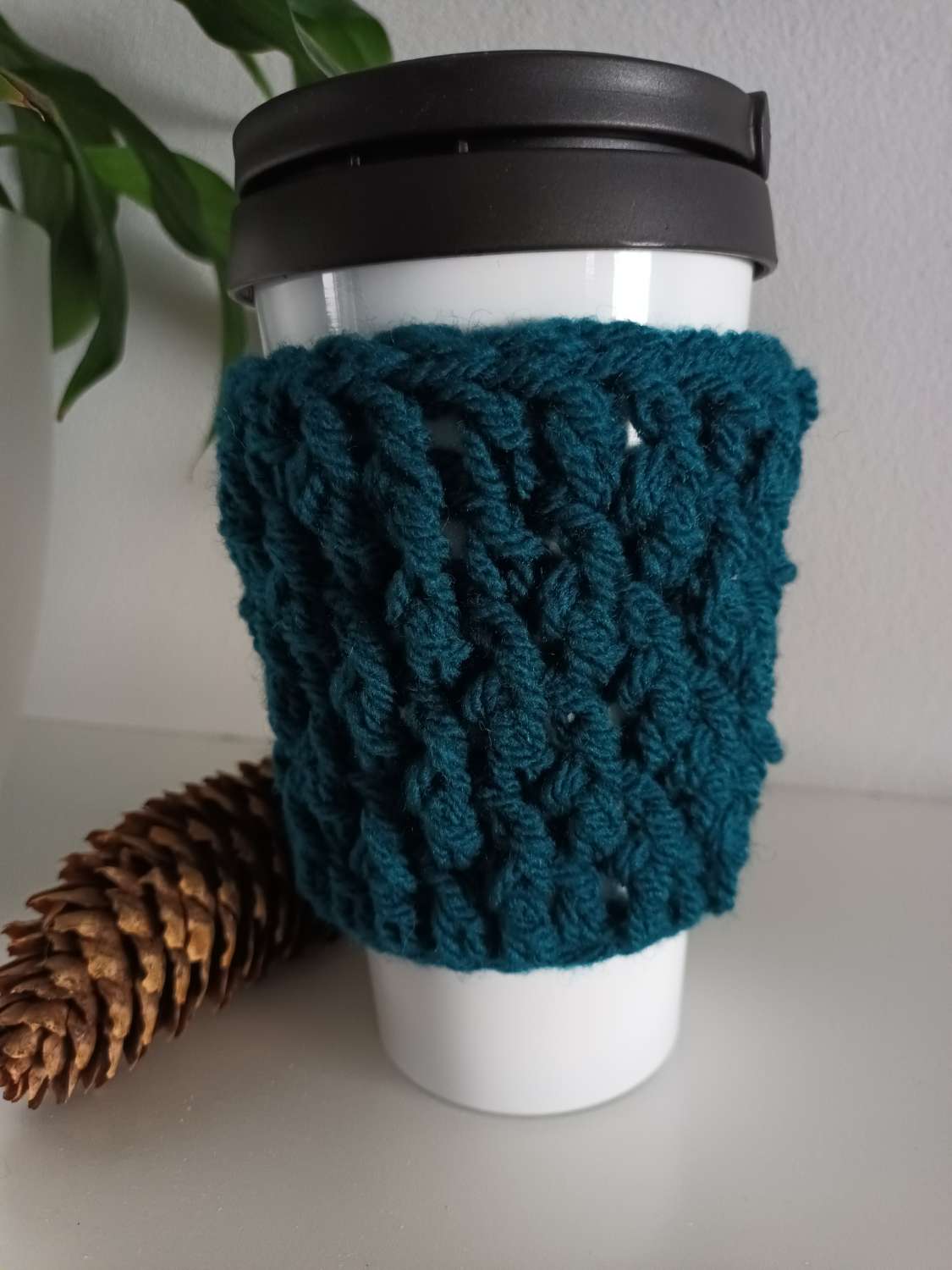 Crochet travel cup cosy/cup sleeve Crochet travel cup cosy/cup sleeve