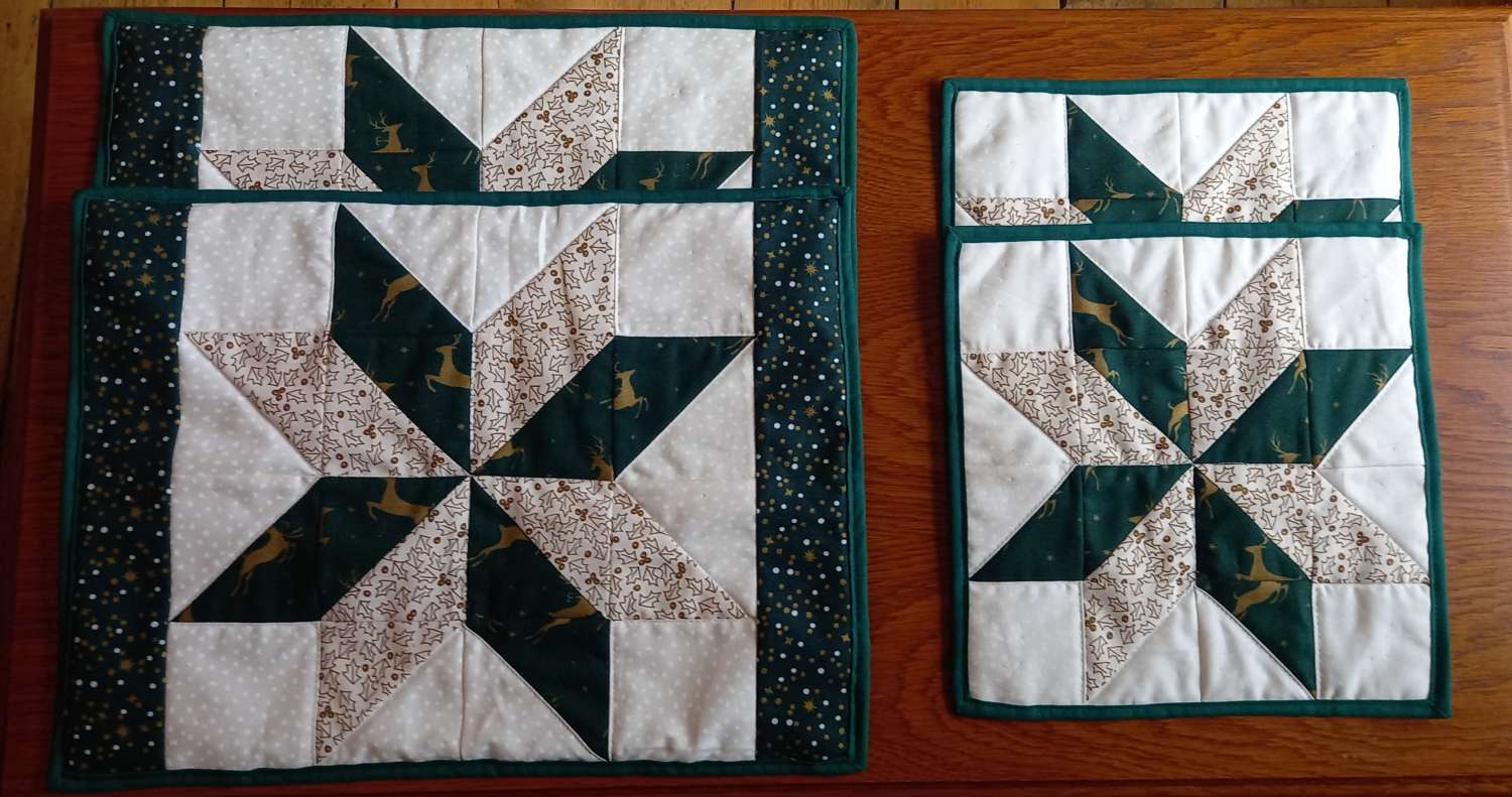 Christmas star patchwork placemat Christmas star patchwork placemat