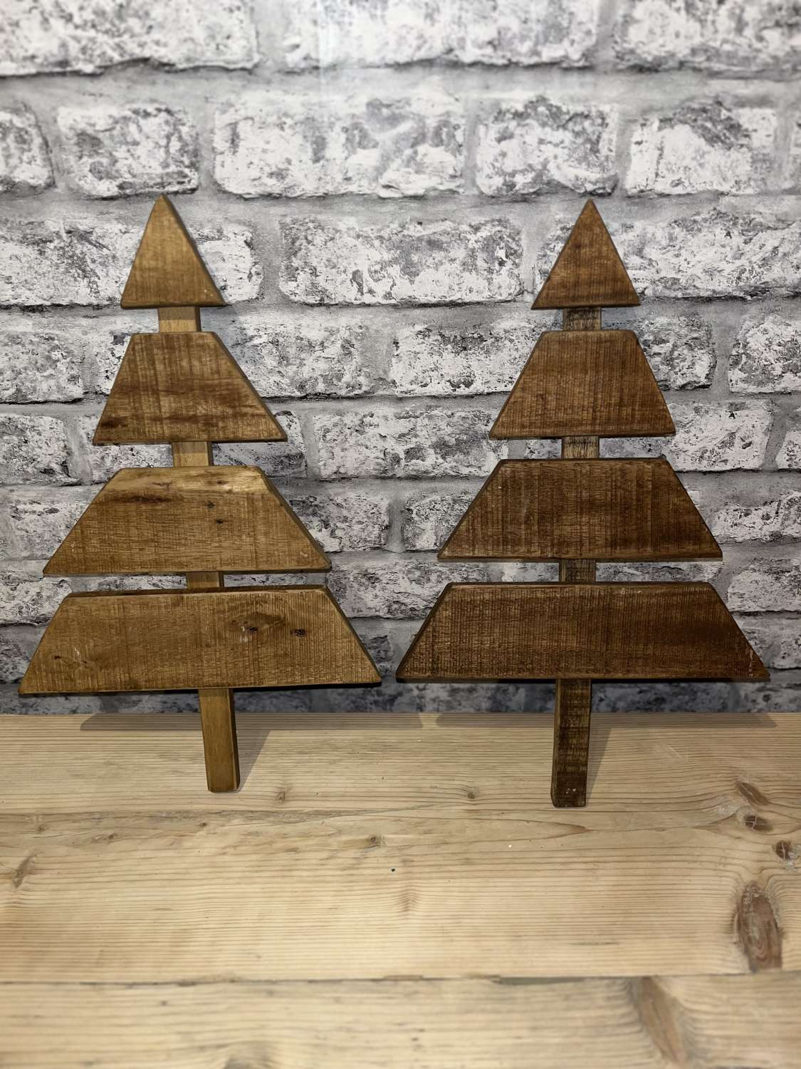 Wall hung Christmas trees MadeMe