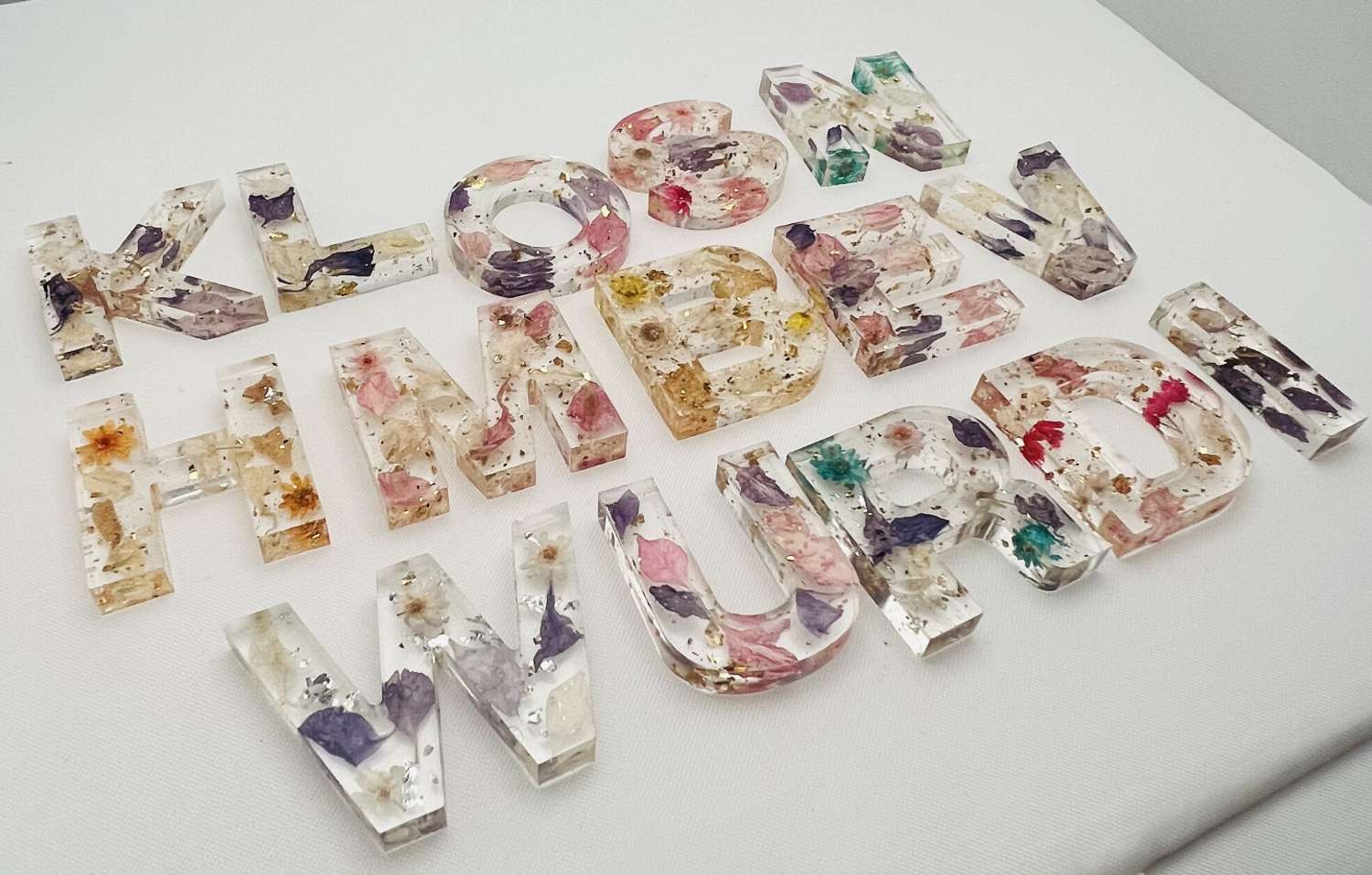 Mini Frame with Resin Letter Flower MadeMe