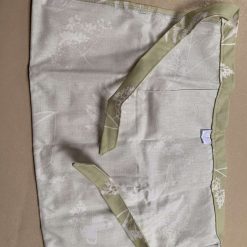 Apron with pockets 4