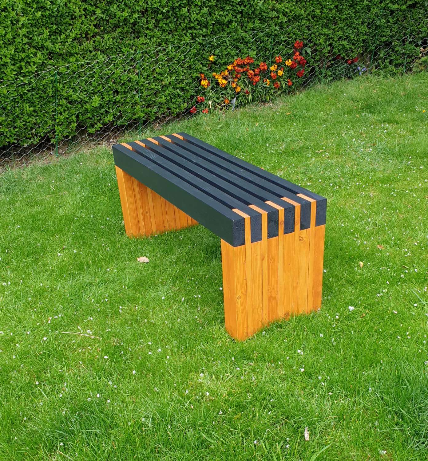 Handmade wooden bench seat Cross Fox MadeMe