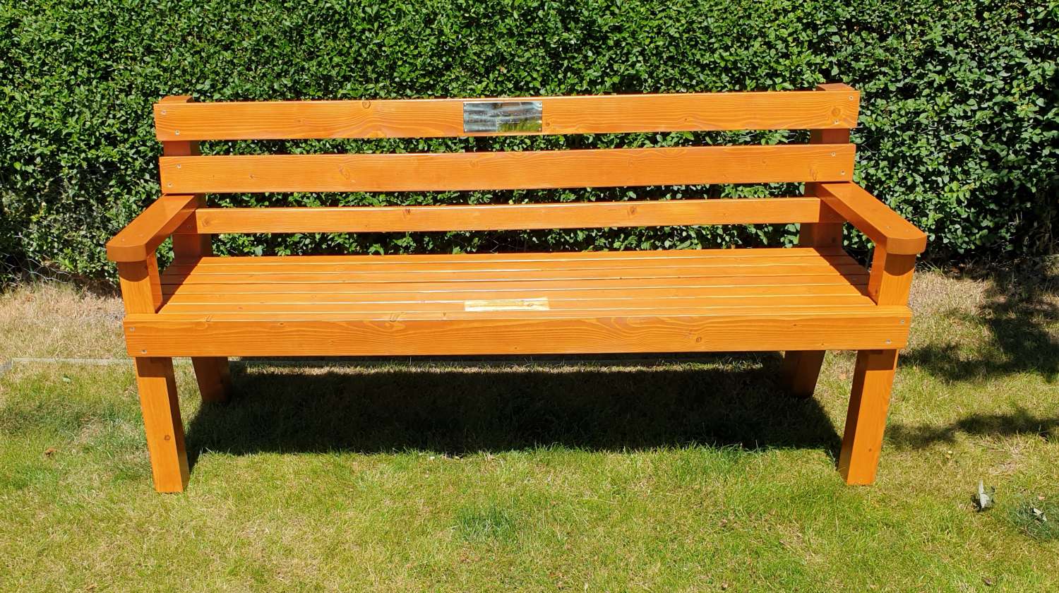 Handmade garden bench / memorial bench MadeMe