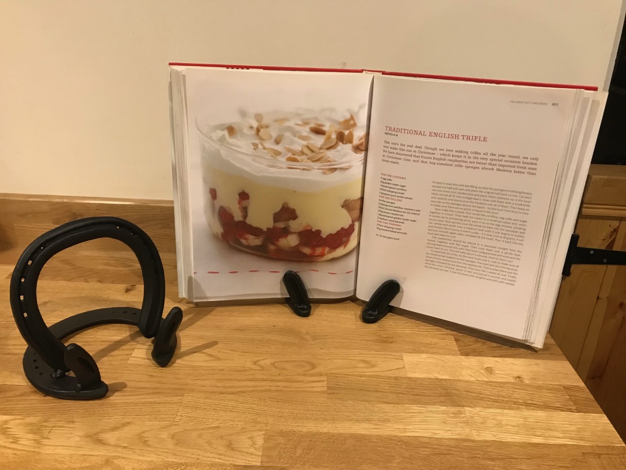 Horseshoe Recipe Book Holder MadeMe