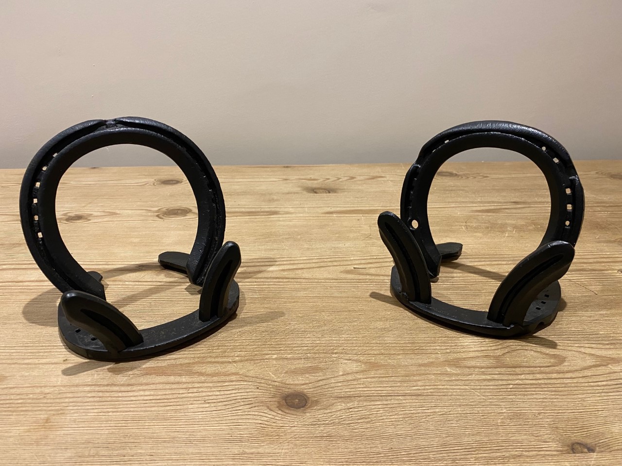 Horseshoe Recipe Book Holder MadeMe