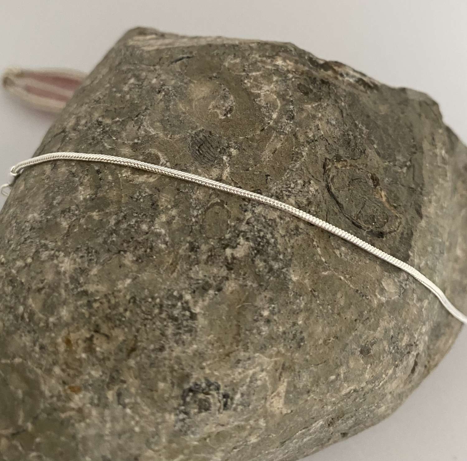 Rose Quartz Wire Wrapped Bead Pendant Rose Quartz Wire Wrapped Bead Pendant