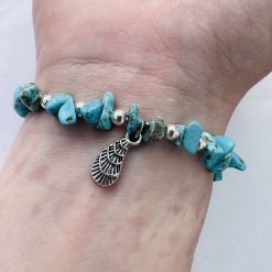 Turquoise Crystal chip bracelet with silver shell charm