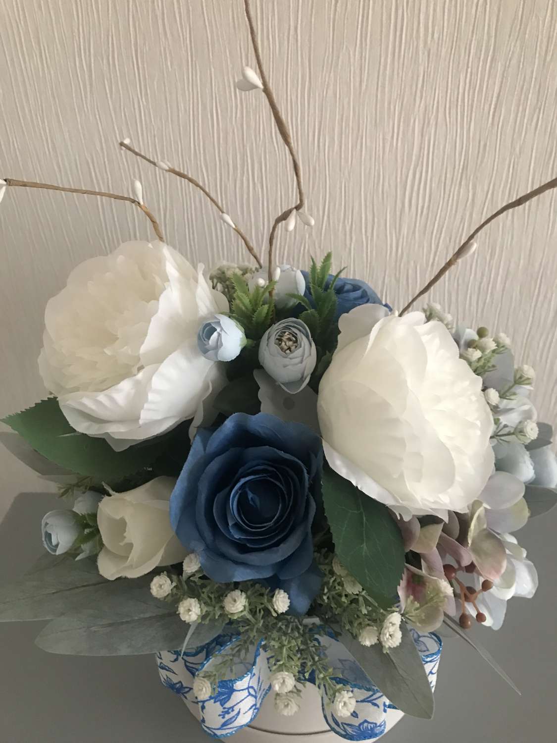 Blue & Ivory Flower Hatbox Arrangement MadeMe