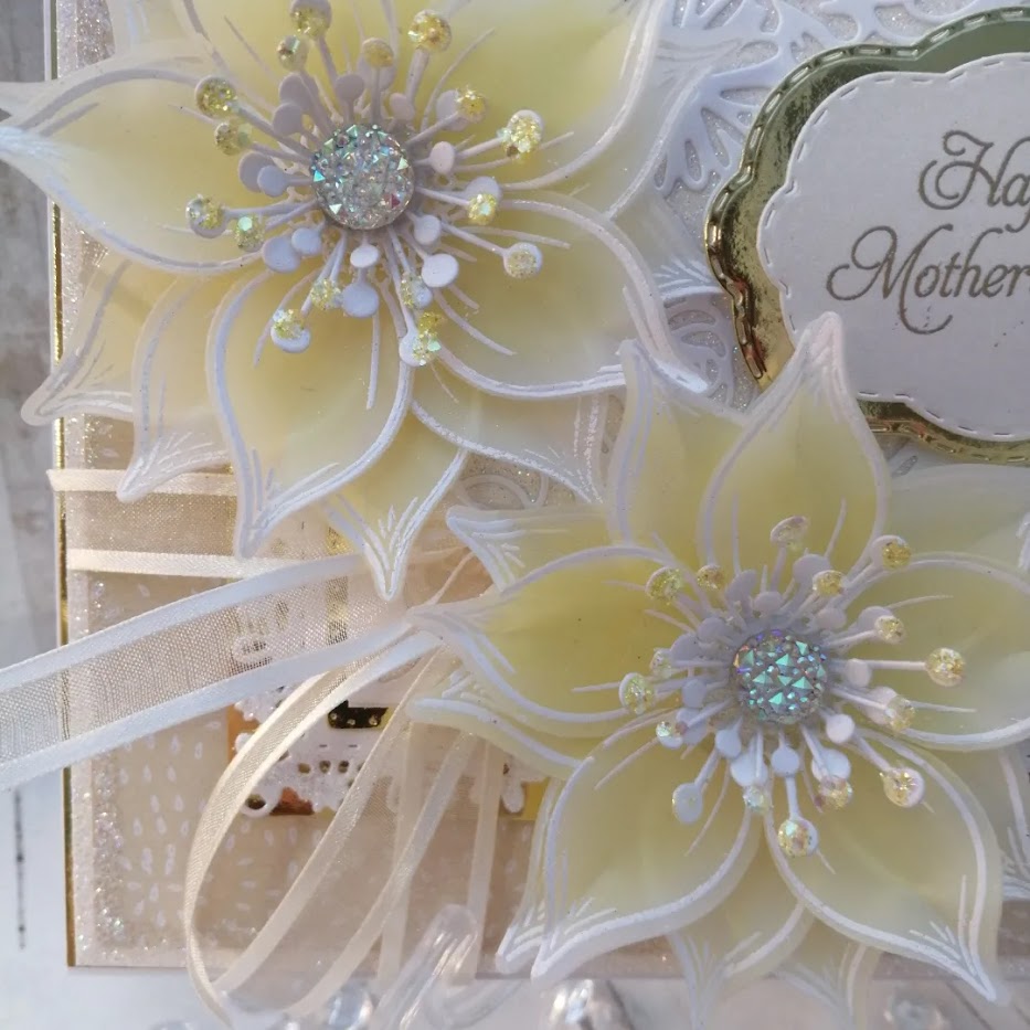 Luxury Handmade Mothers Day Card - Pretty & Glittery - Lemon & White Luxury Handmade Mothers Day Card - Pretty & Glittery - Lemon & White