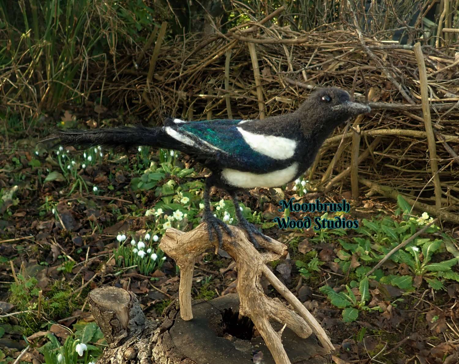 Needle Felt Magpie , Needle felt animal, Sculpture, Needle felt bird, Woodland creature, Fibre art, Bird sculpture, gift, wildlife art Needle Felt Magpie , Needle felt animal, Sculpture, Needle felt bird, Woodland creature, Fibre art, Bird sculpture, gift, wildlife art