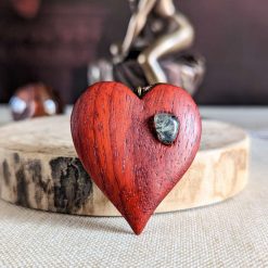 Moss agate in padauk heart