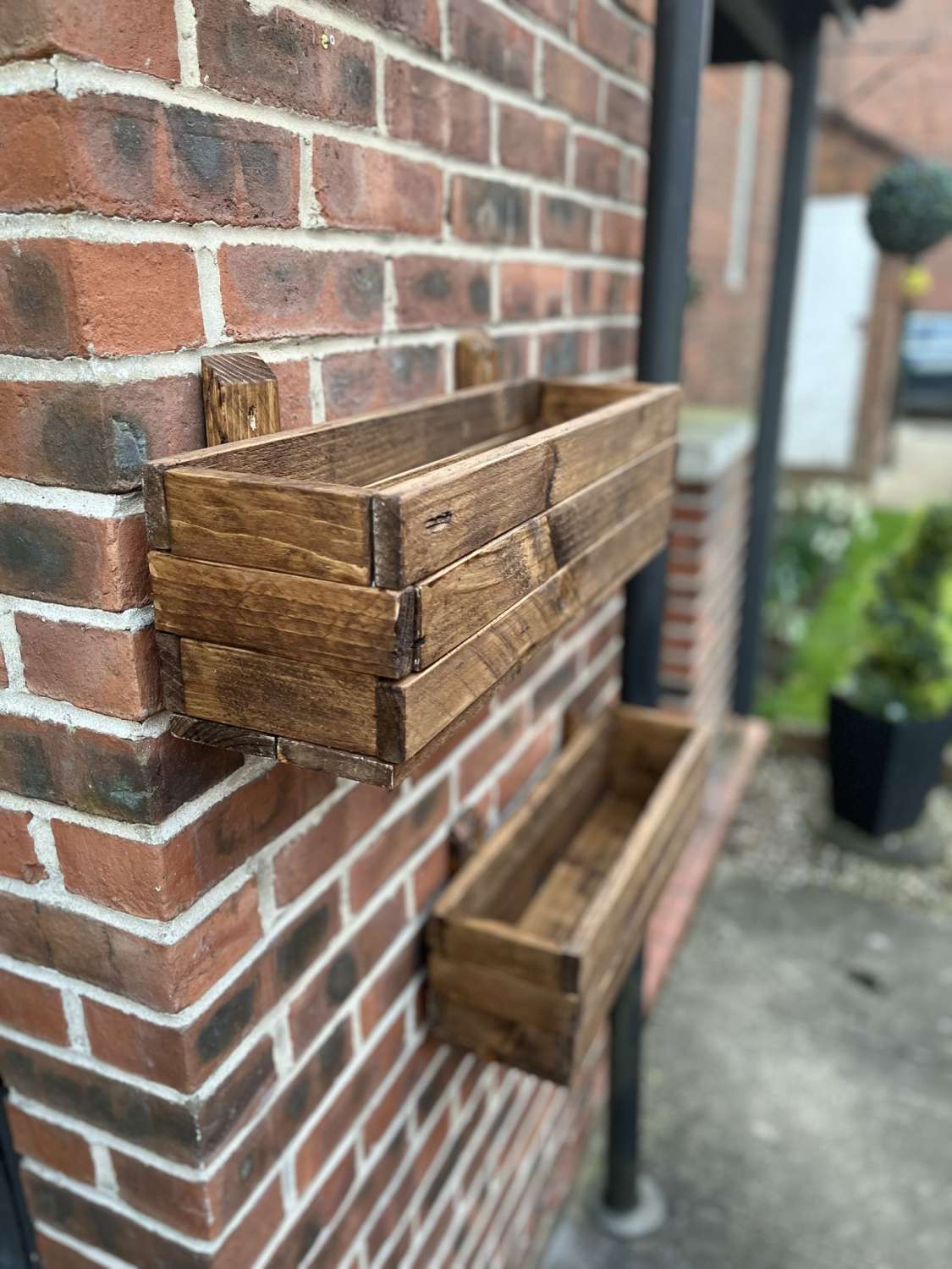 Wall hung planter MadeMe