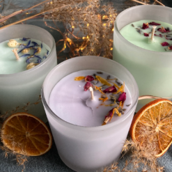 Luxury scented soy candle decorated with flowers - premium handmade vegan gift