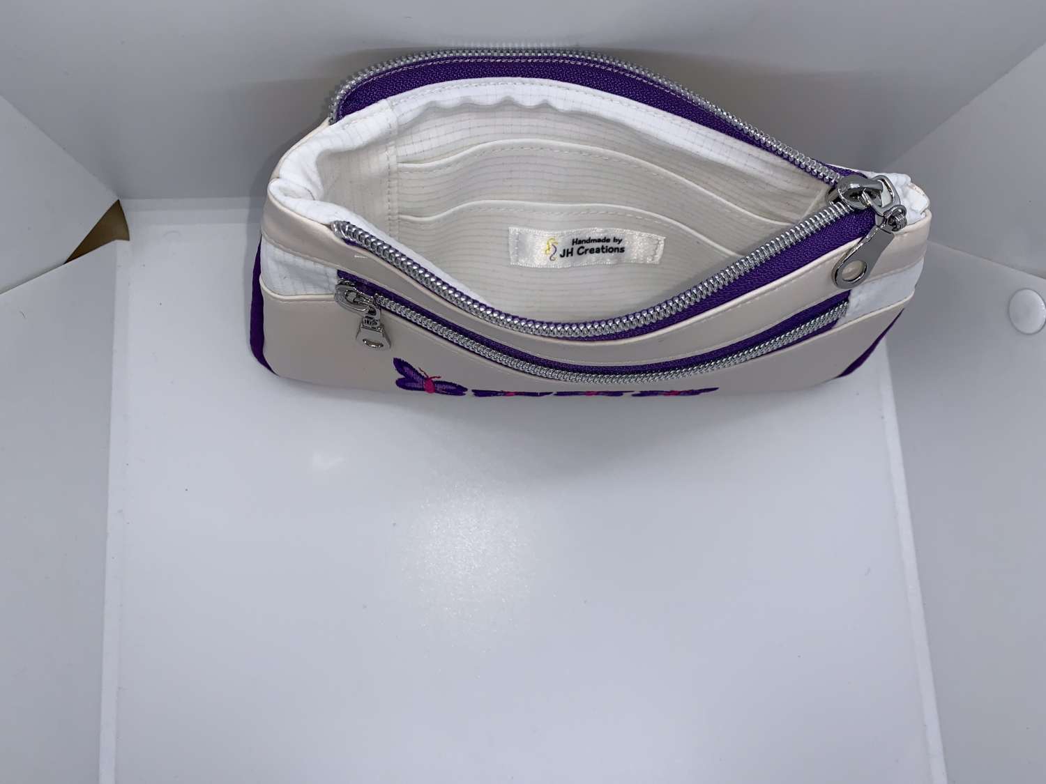 Butterfly embroidered purse Butterfly embroidered purse