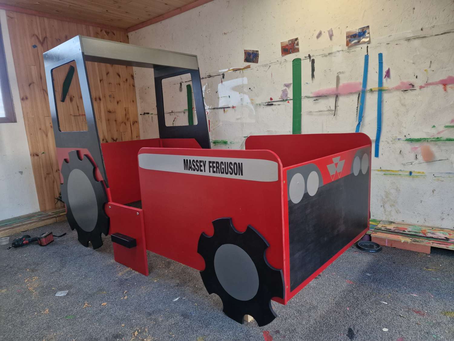 Uncabbed childs tractor bed Uncabbed childs tractor bed