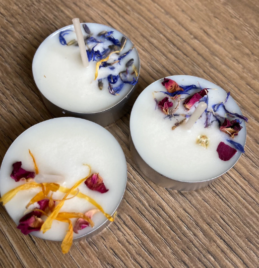 Tea light candles - soy wax, vegan, nature-inspired Tea light candles - soy wax, vegan, nature-inspired