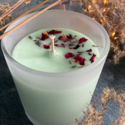 Luxury scented soy candle decorated with flowers - premium handmade vegan gift 3 Luxury scented soy candle decorated with flowers - premium handmade vegan gift 3