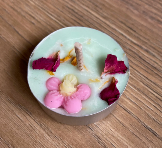 Tea light candles - soy wax, vegan, nature-inspired Tea light candles - soy wax, vegan, nature-inspired