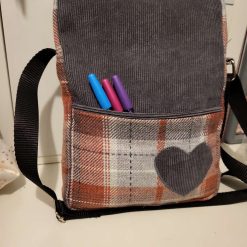 Cross shoulder bag
