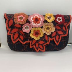 Flower clutch