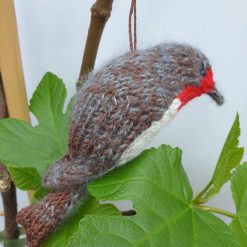 Knitted cute robin 2 Knitted cute robin 2