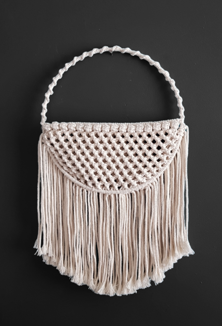 Macrame flat wall basket MadeMe