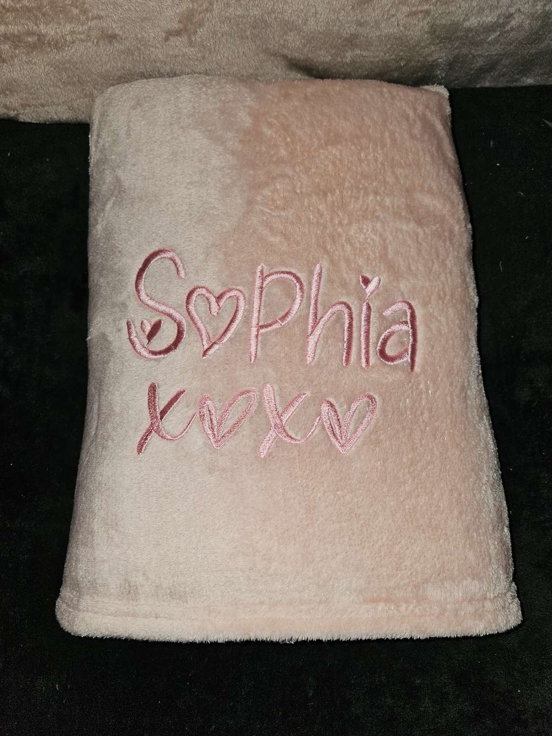 Personalised embroidered blankets MadeMe