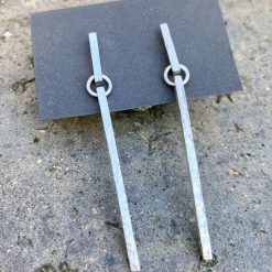 Drop hammered detail earrings