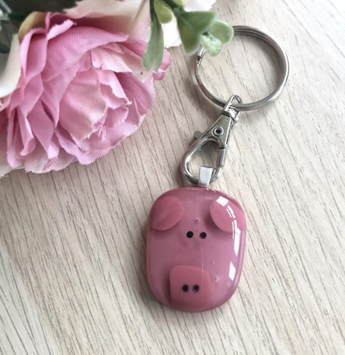 Pig keyring, animal lover gift, gift for her, gift for mum, farmyard animal, letterbox hug, Fused Glass, sentimental keepsake Pig keyring, animal lover gift, gift for her, gift for mum, farmyard animal, letterbox hug, Fused Glass, sentimental keepsake