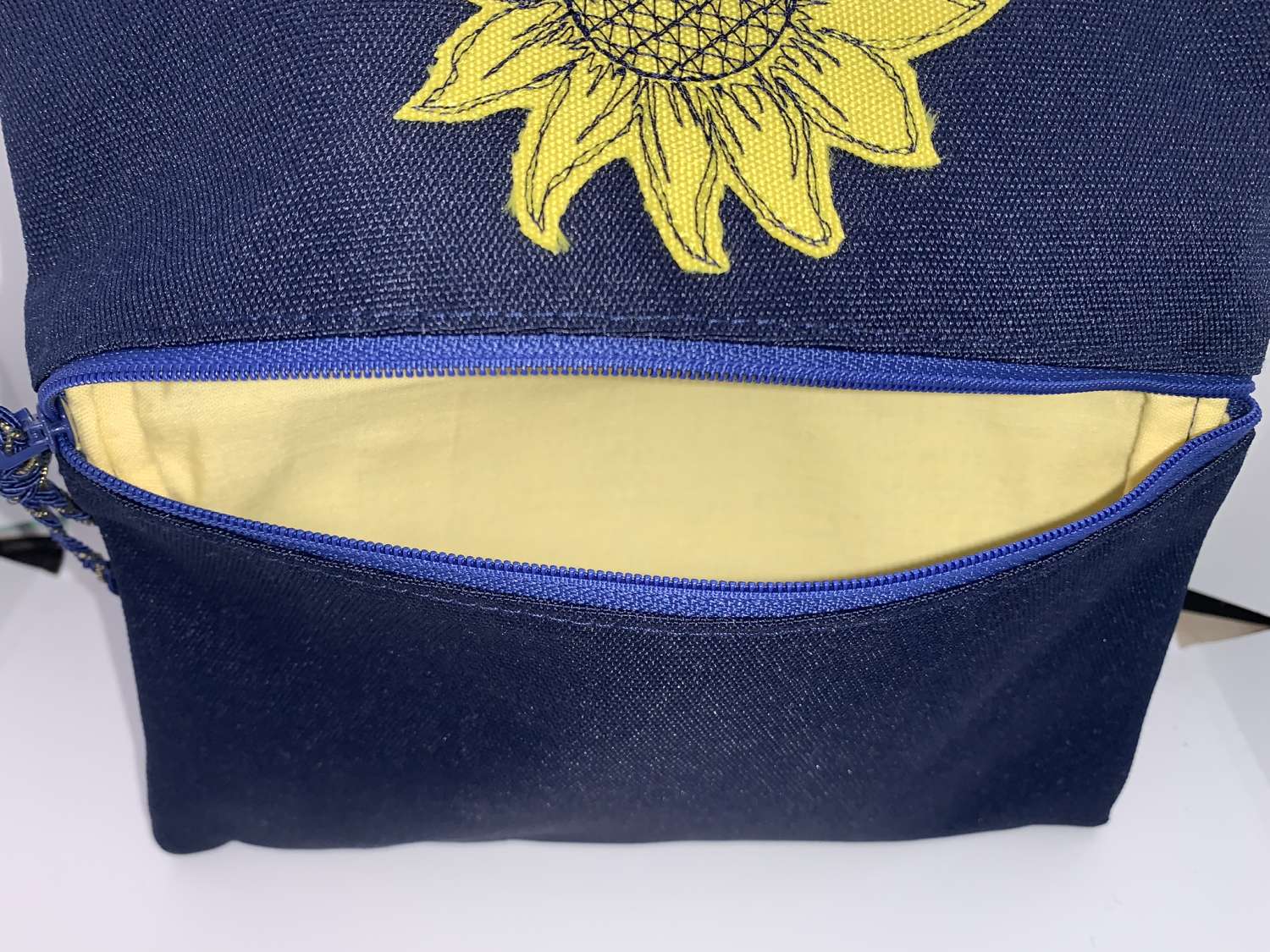 Sunflower twin pouch Sunflower twin pouch
