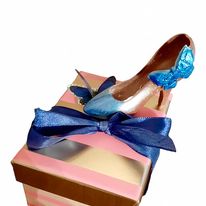 Chocolate mini shoes