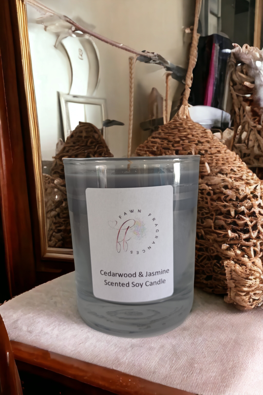 Cedarwood & Jasmine Natural Soy Wax Candle, Hand Poured With a Masculine Woody Fragrance, Perfect for a Gift for Men Cedarwood & Jasmine Natural Soy Wax Candle, Hand Poured With a Masculine Woody Fragrance, Perfect for a Gift for Men