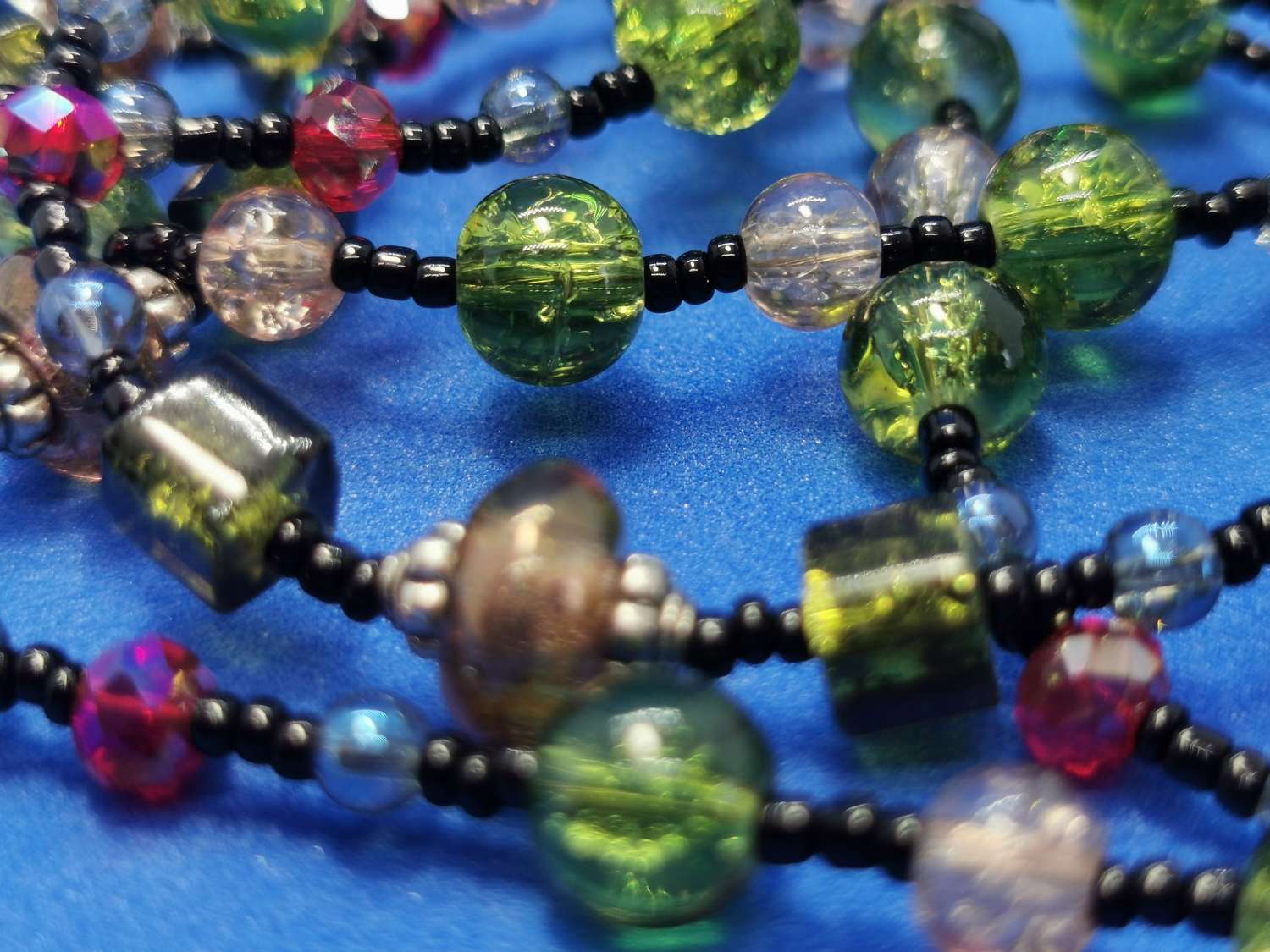 IMG_20230608_144719 Gorgeous versatile, glass bead necklace 1