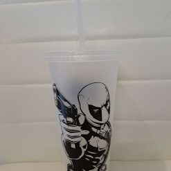 Deadpool cold cup with lid and straw
