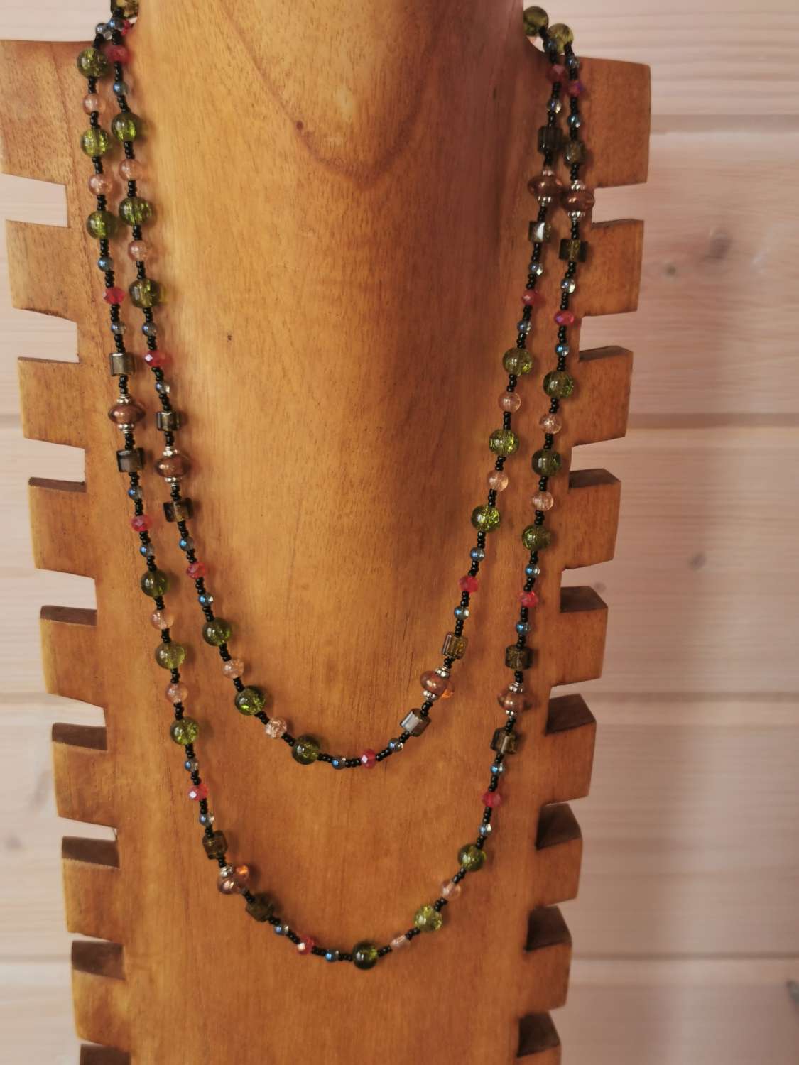 IMG_20230818_151951 Gorgeous versatile, glass bead necklace 2
