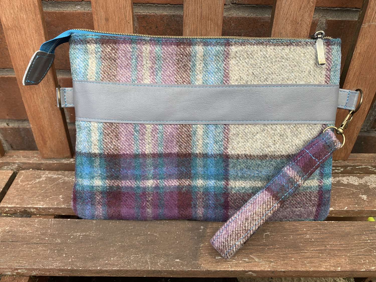 Travel Clutch Travel Clutch