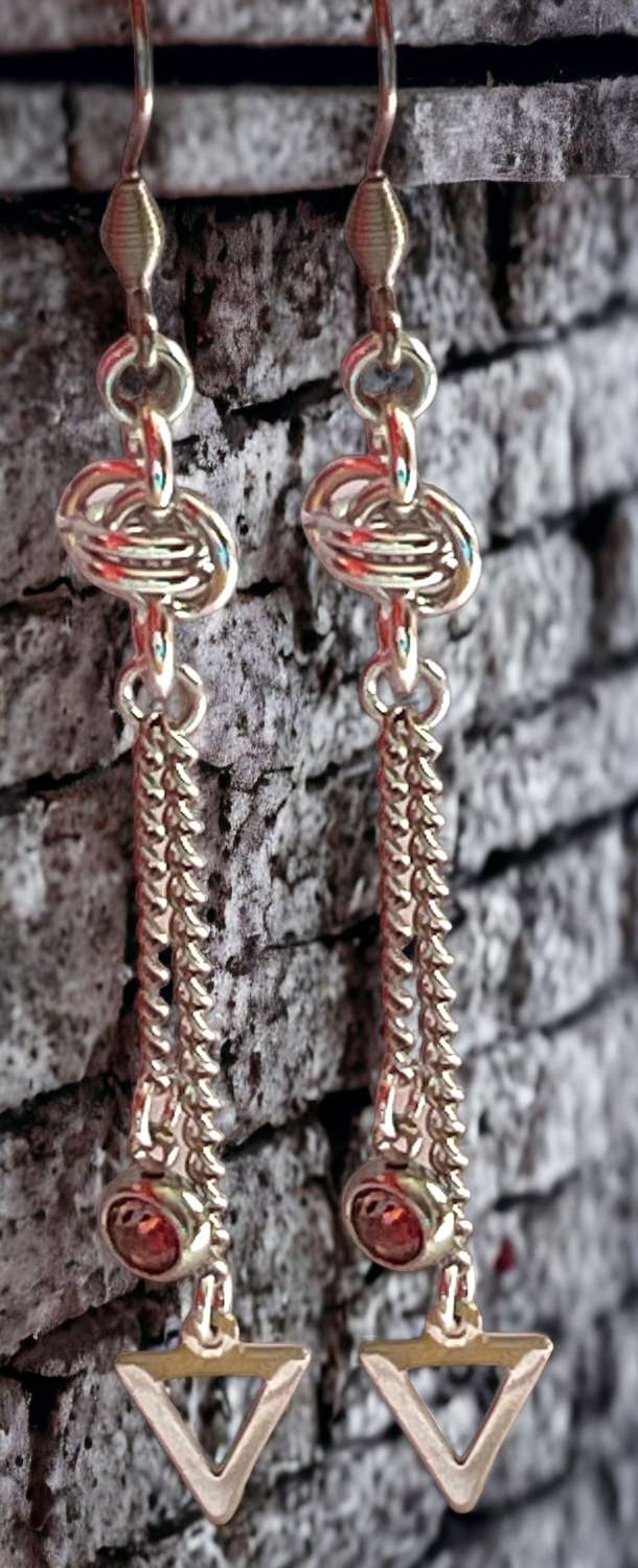 E - Chainmaille Dangly Earrings E - Chainmaille Dangly Earrings