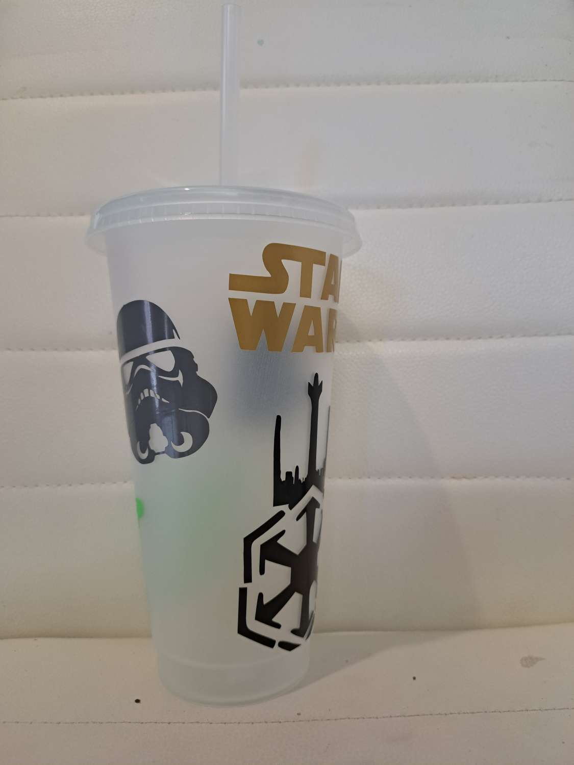 Star wars cold cup with straw and lid Star wars cold cup with straw and lid