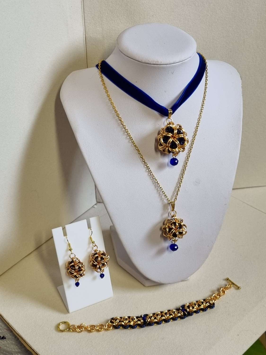 Japanese Ball Chainmail Pendant 4 Piece Jewellery Set Japanese Ball Chainmail Pendant 4 Piece Jewellery Set