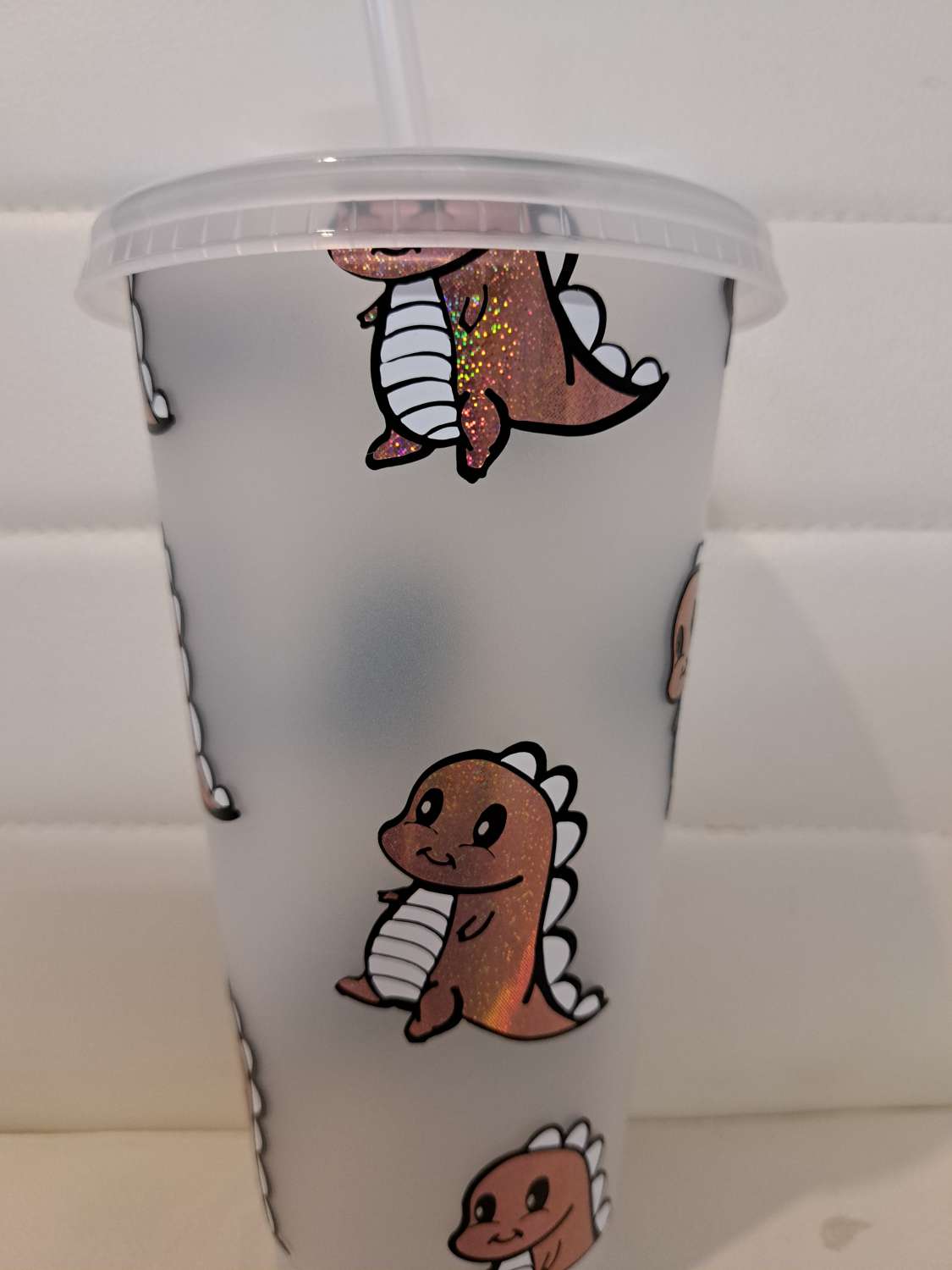 Dinosaur cold cup with straw and lid Dinosaur cold cup with straw and lid