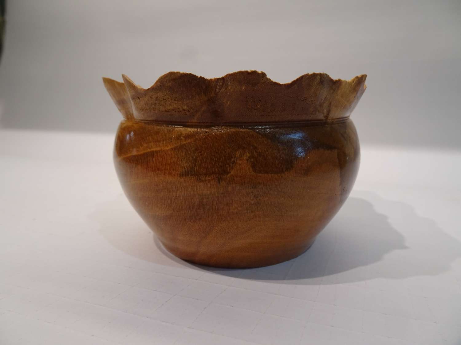 Small fluted edge bowl Small fluted edge bowl