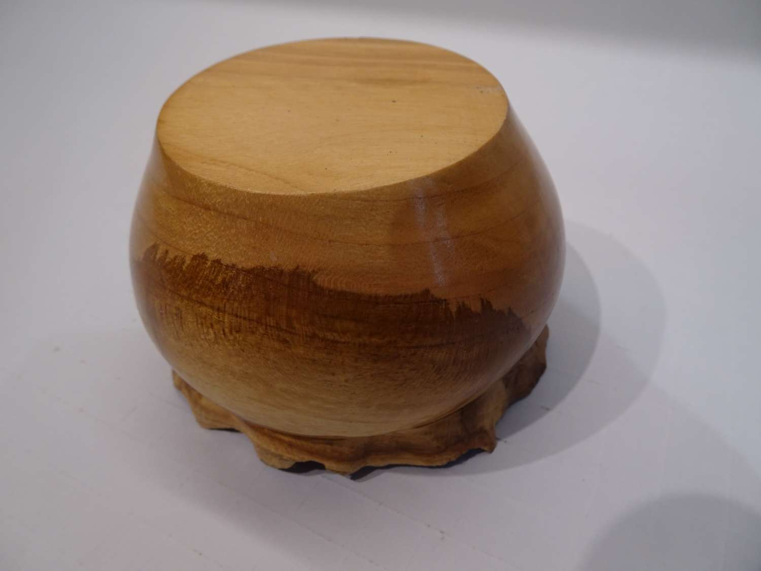 Small fluted edge bowl Small fluted edge bowl