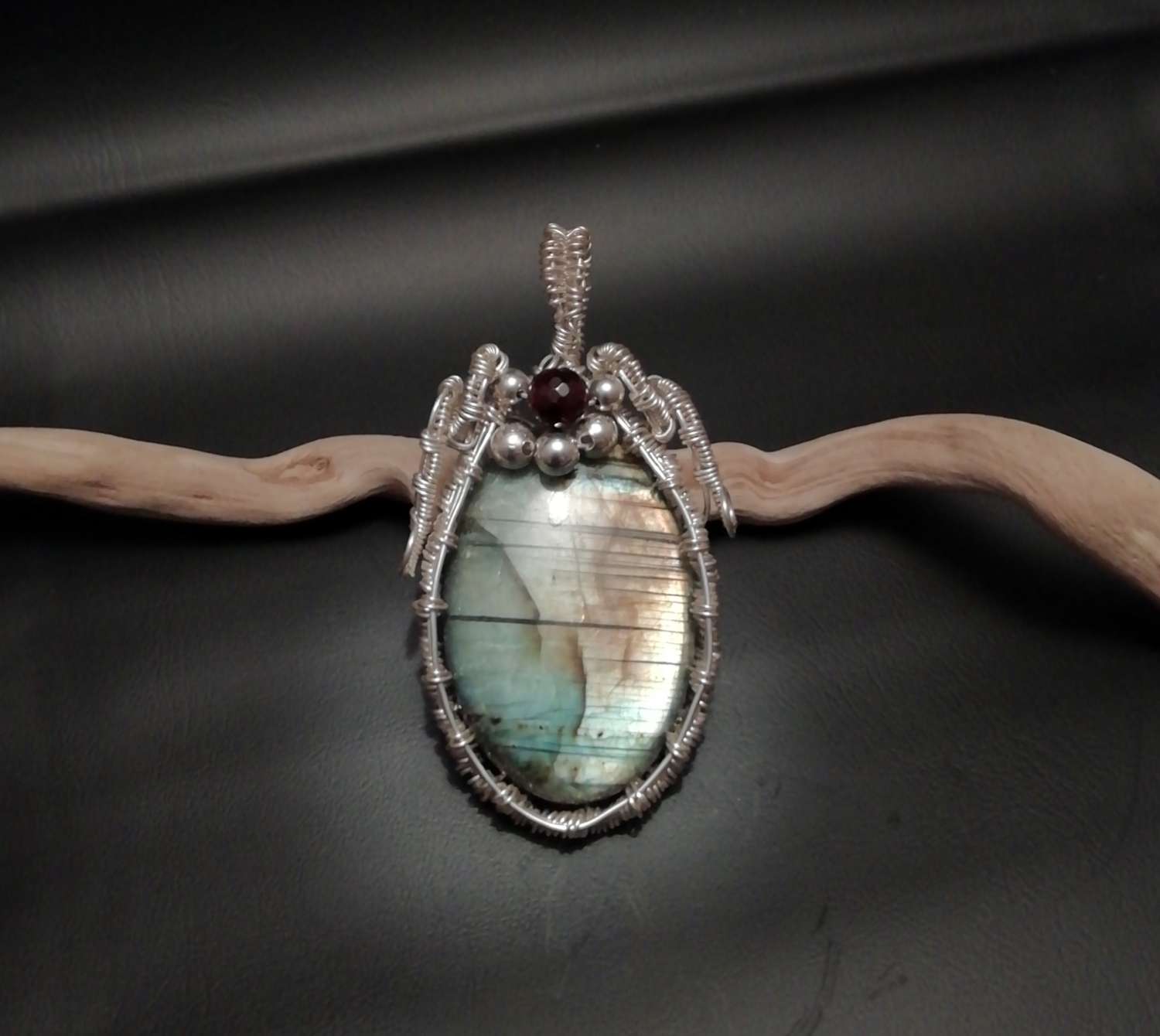 Silver wire wrapped labradorite pendant necklace Silver wire wrapped labradorite pendant necklace
