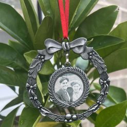 Hanging Metal Photo Wreath